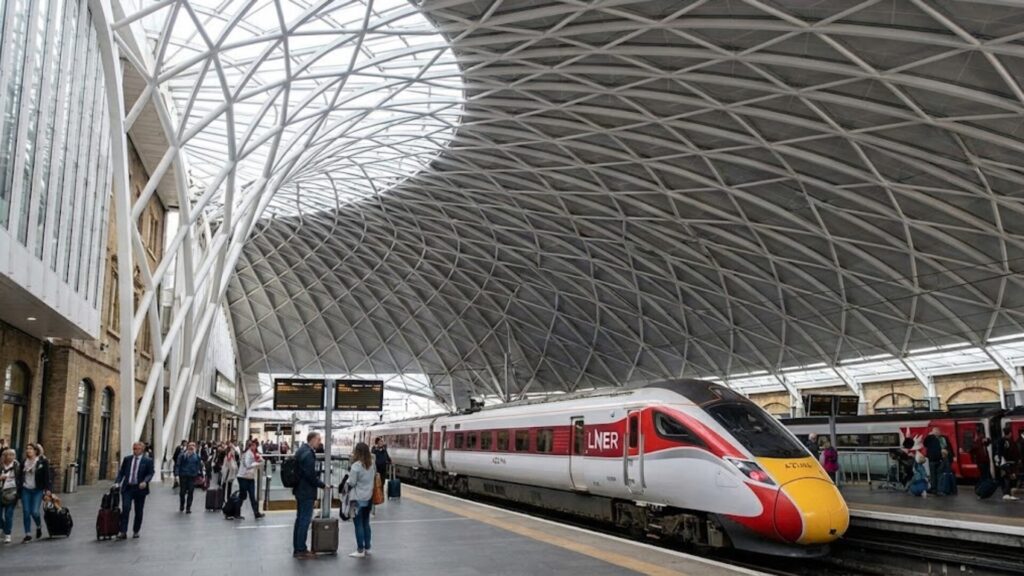 電車はキングスクロス発でLNERが便利